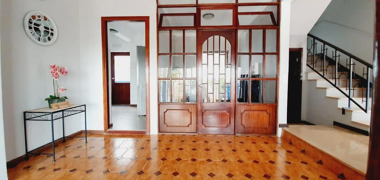 Kelly Guest House Praia