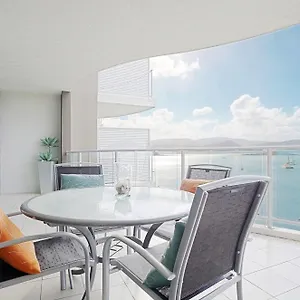 https://at-marina-shores.queenslandhotels.net